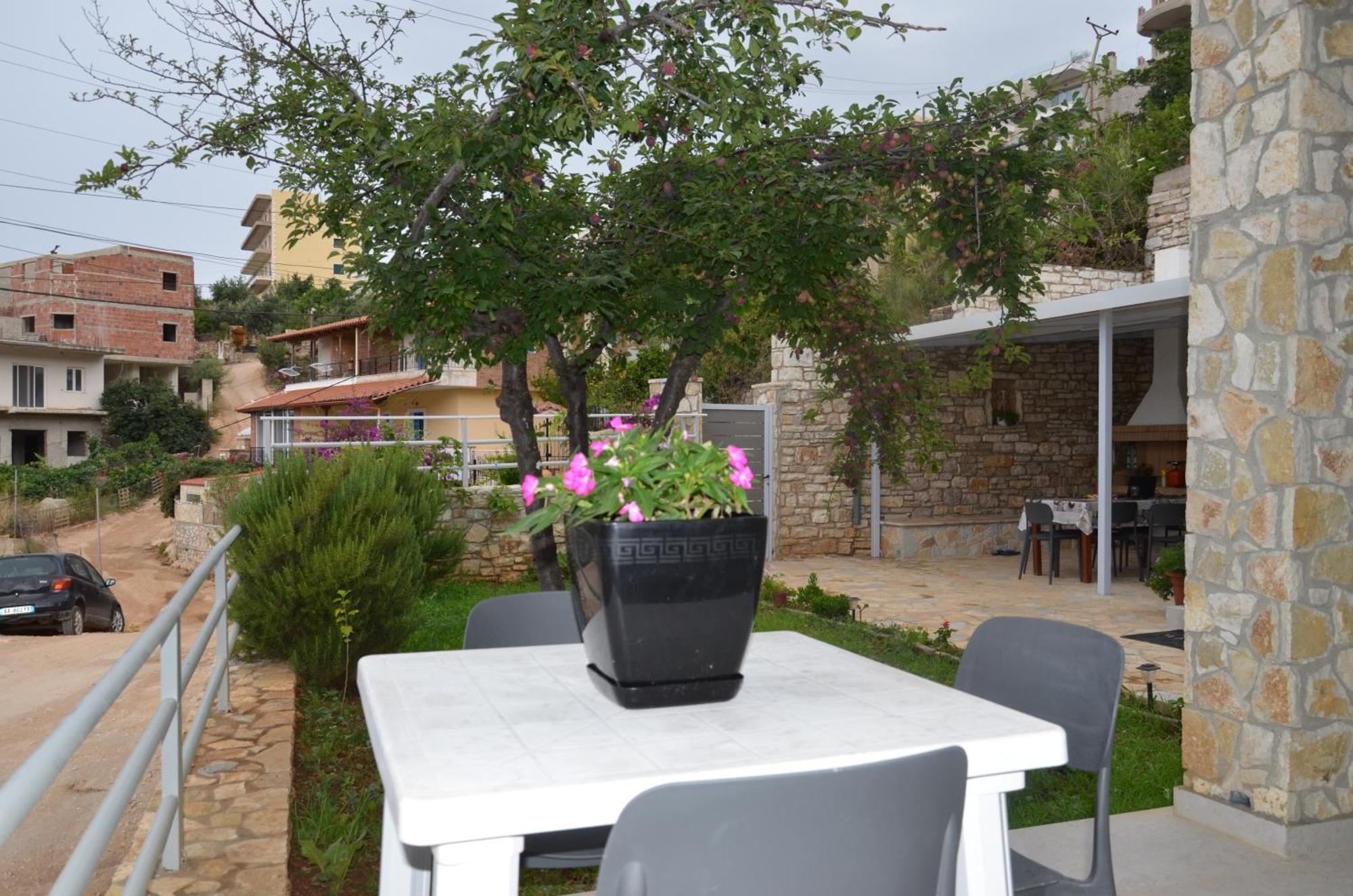 Harmonia Guest House 2 Himara Zewnętrze zdjęcie