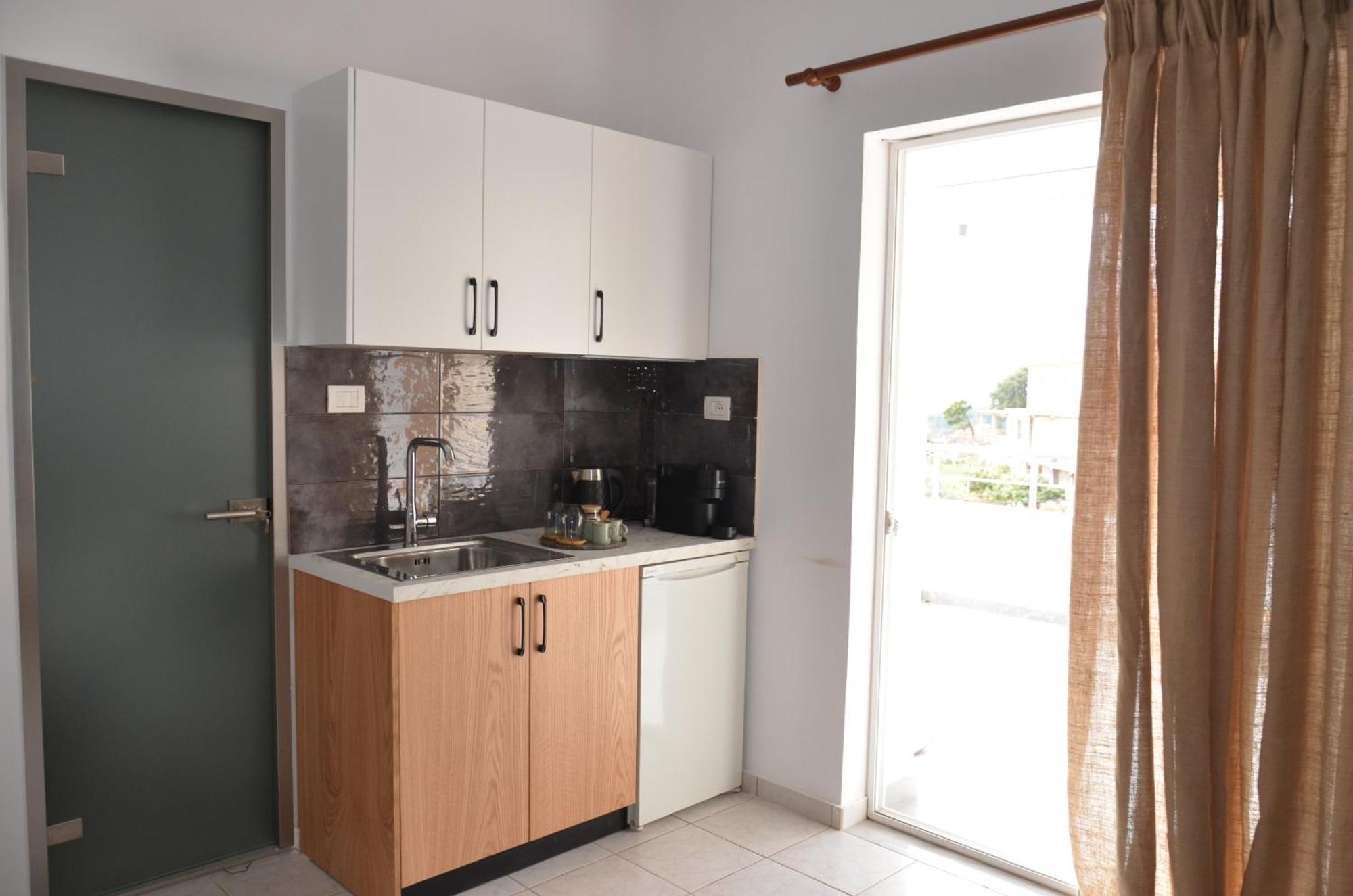 Harmonia Guest House 2 Himara Pokój zdjęcie