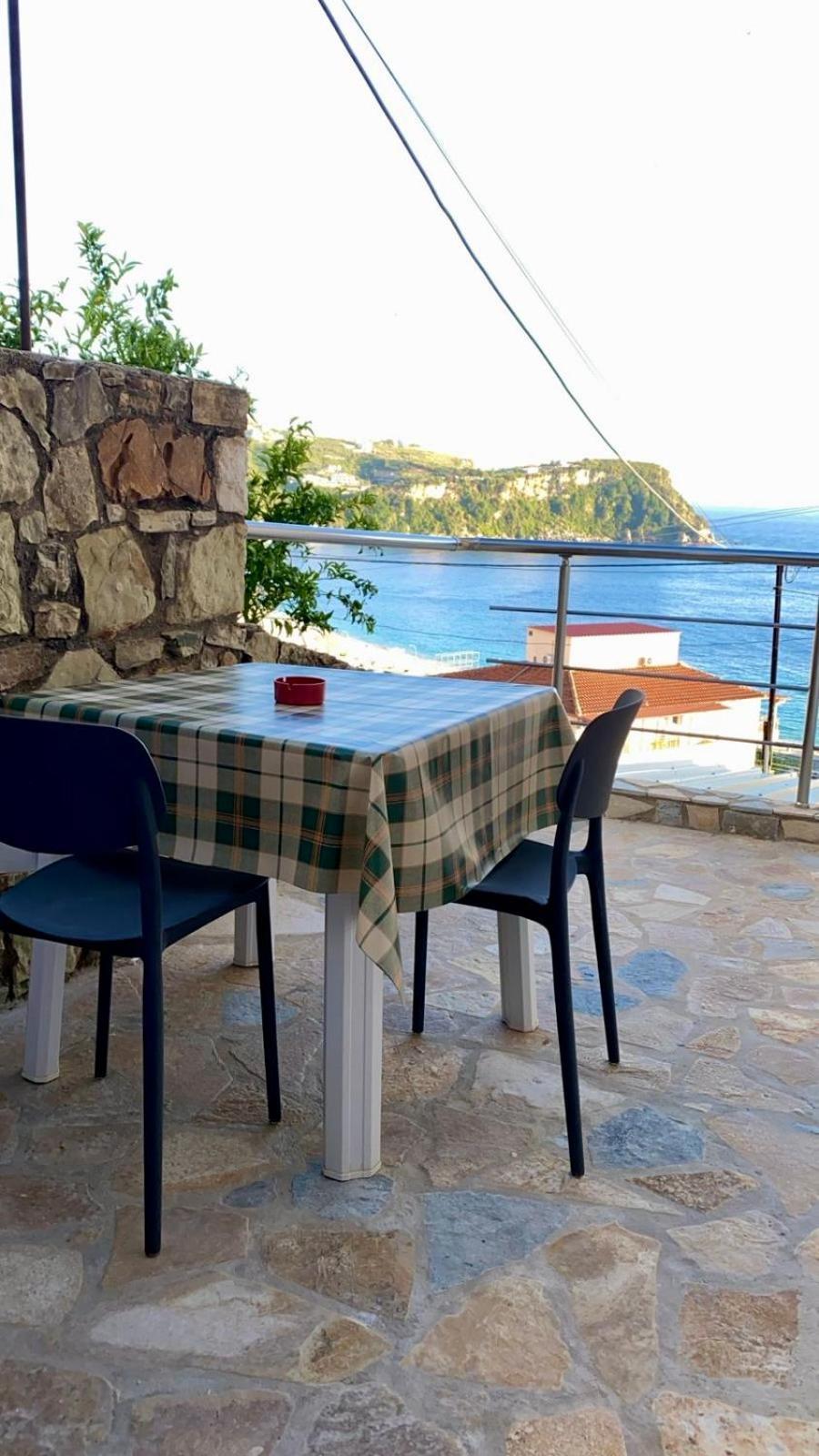 Harmonia Guest House 2 Himara Pokój zdjęcie