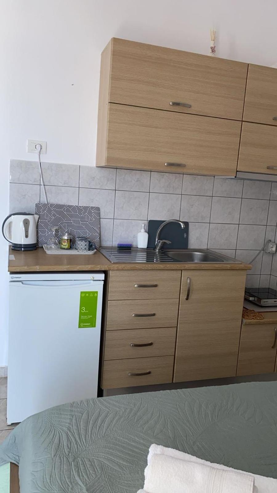 Harmonia Guest House 2 Himara Pokój zdjęcie
